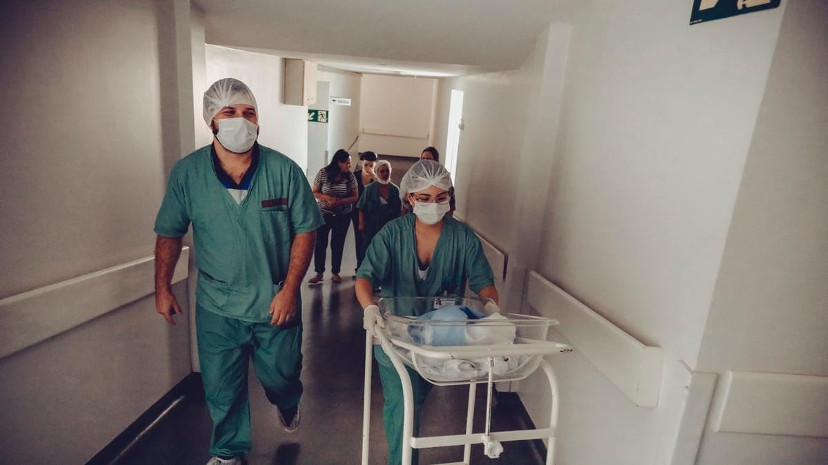 Vészjósló előrejelzés: drasztikus személyzethiány fenyegeti a magyar kórházakat
