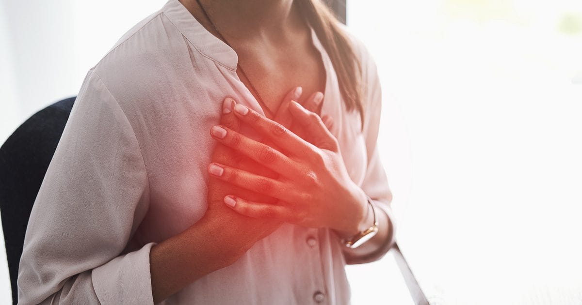 A jobb oldali mellkasi fájdalom 9 lehetséges okozója: több, mint szívprobléma