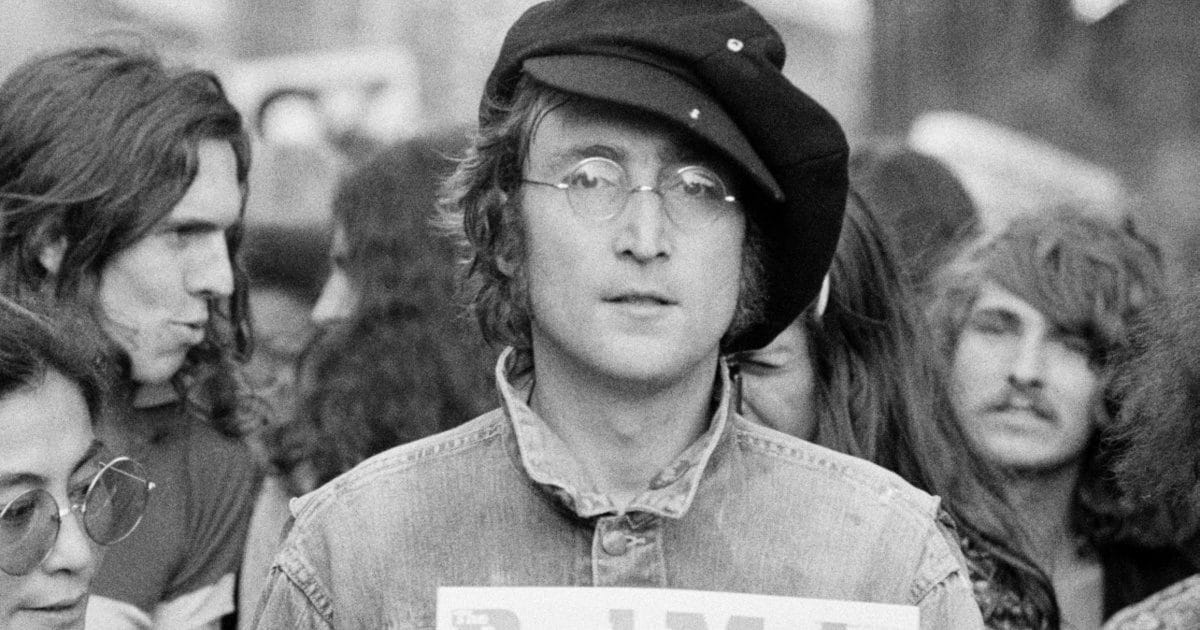 A szomorú igazság: John Lennon utolsó szavai, melyeket egykori otthonának portása árult el
