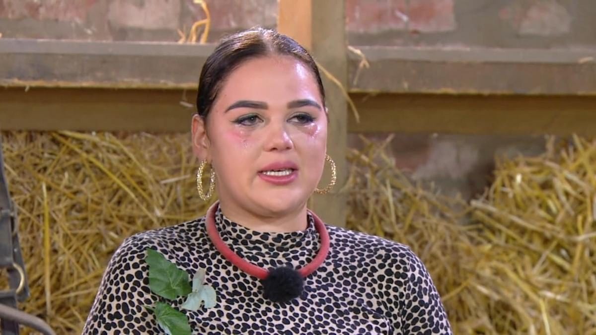 Hatalmas tanulságokkal távozott Paprika Dorina a Farm VIP-ből: Összeomlott és könnyek között hagyta el a versenyt – videó