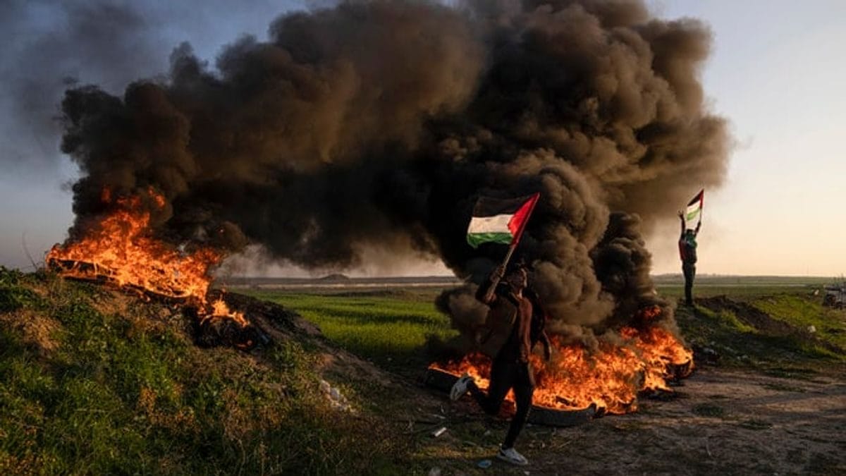 Az izraeli-Hamász konfliktus még erősebben lángol fel: visszatér a harc