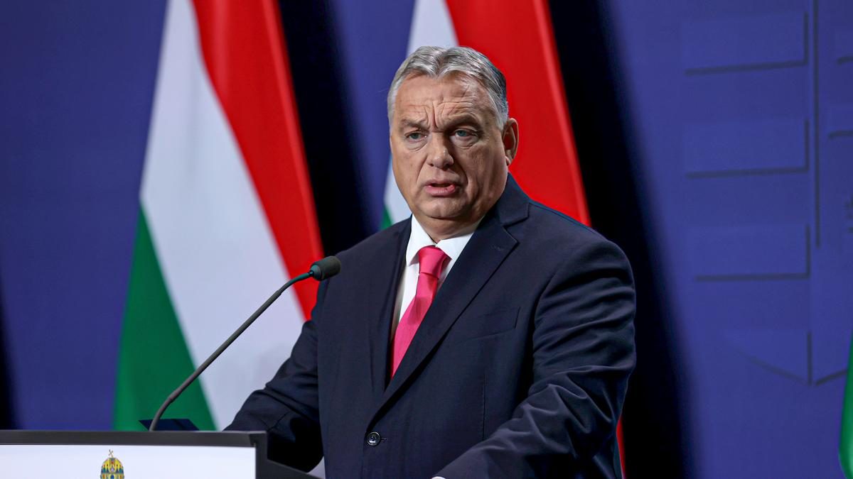 Szivárgott információ: Orbán Viktor bejelentette, szilveszterkor kikapcsolódott – videóban mutatta be