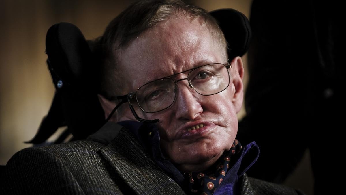 Azok a pletykák, amelyek Stephen Hawking részvételéről beszélnek Jeffrey Epstein orgiáin, nem igazak – Kattints ide, hogy többet megtudj!