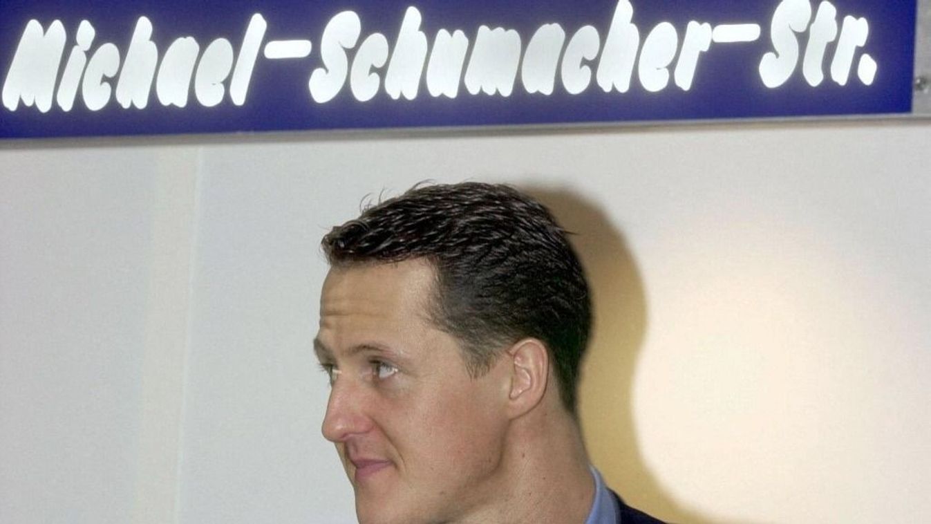 A sport ikonjával szórakoznak: Michael Schumacher és a közönség
