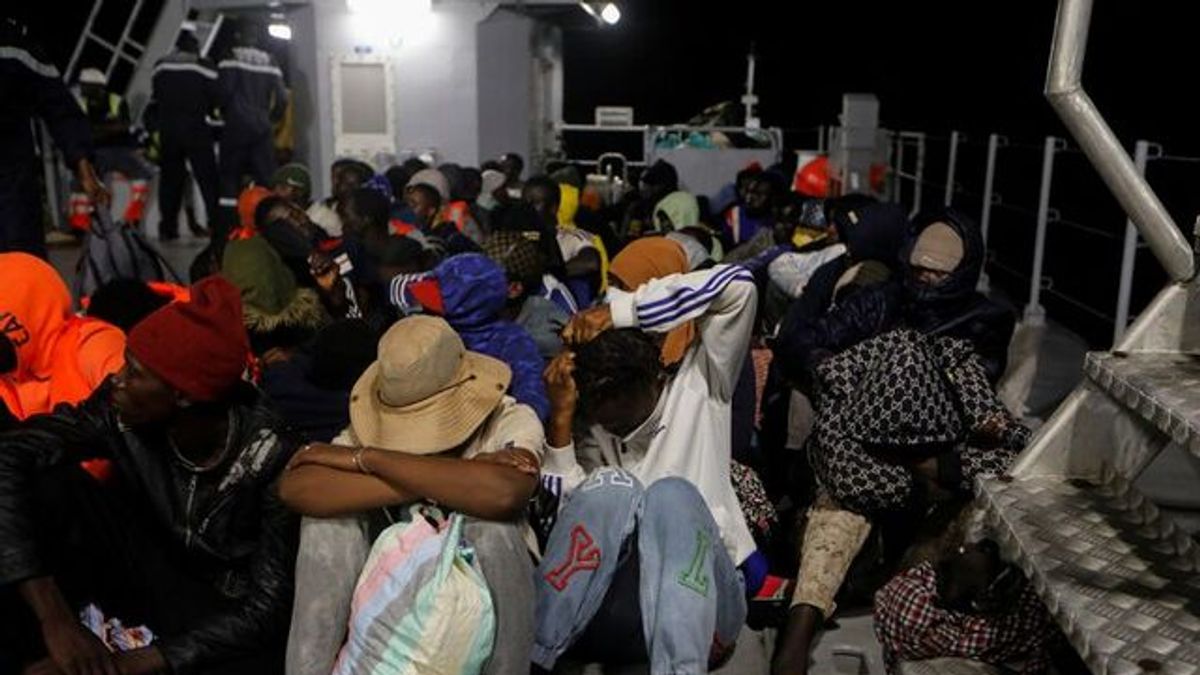 A migráció Spanyolországban: Az érkező migránsok száma megnégyszereződött