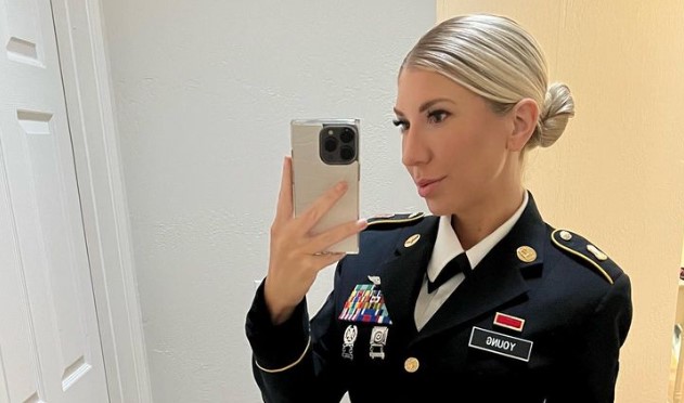 34 évesen öngyilkos lett a népszerű influenszer anyuka, aki civilben amúgy amerikai katona volt