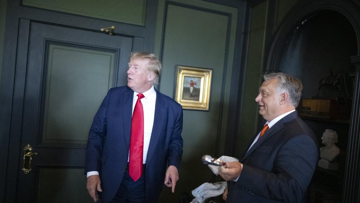 A cím: “Orbán Viktor találkozik Donald Trumppal Floridában: Mit jelenthet ez a kapcsolat a két vezető között?