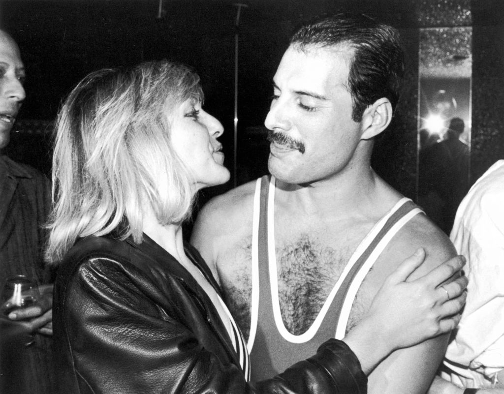 Csábító ajánlat: ha van 38 millió dollárod, a tiéd lehet Freddie Mercury ikonikus otthona