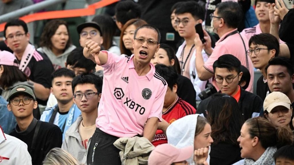 Hongkong dúl a Messi elleni harag - botrányos mérkőzés felkavarta az indulatokat a helyieknél
