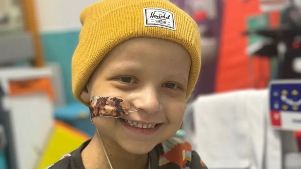 A szívfacsaró történet: Visszatért az 5 éves fiú rákja, pedig azt mondták, élvezzék ki az időt, amíg jól van
