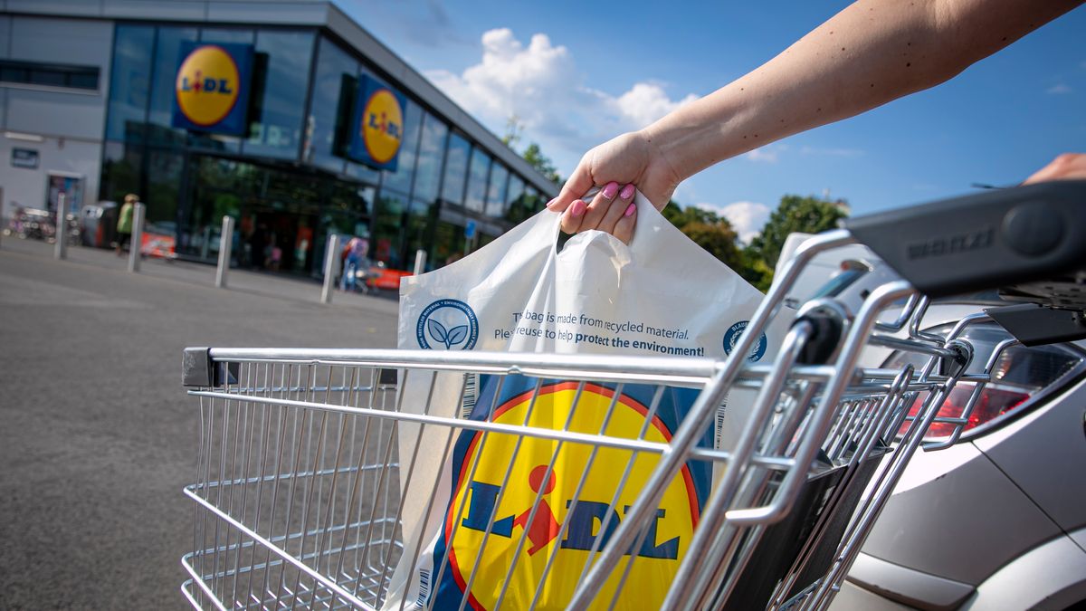 Különleges meglepetés a magyarországi Lidl-ben: Vásárlók döbbenetes felfedezést tettek – fotó