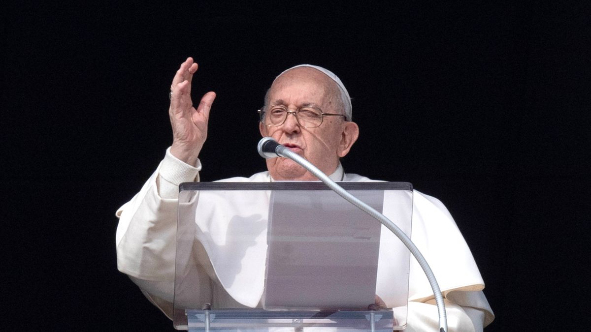Az egész világot megrázta: Ferenc pápa kórházba került