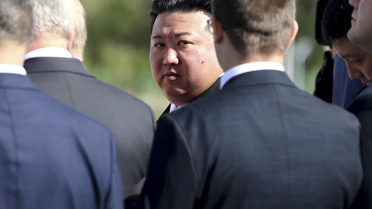 A rejtélyes események mögött: Kim Dzsongun titokzatosan elrejti a fiát a nyilvánosság elől