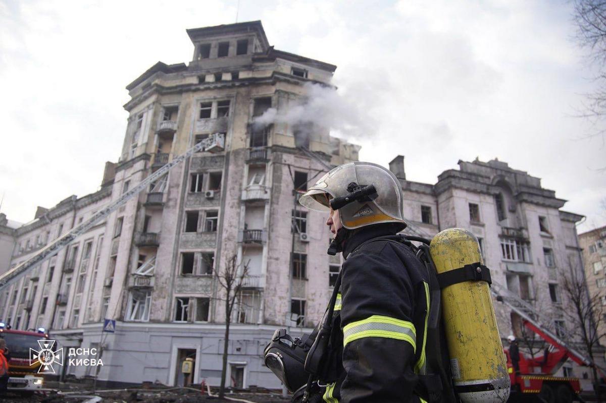 Putyin bosszúja: Oroszország támadásba lendült – Kijev felett a bombázók árnyéka