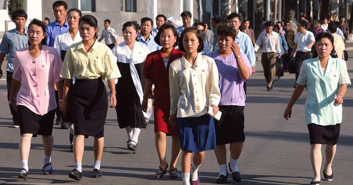 Kitiltott ruhadarab Észak-Koreában és más országok öltözködési szabályairól: 8 meglepő kérdés és válasz