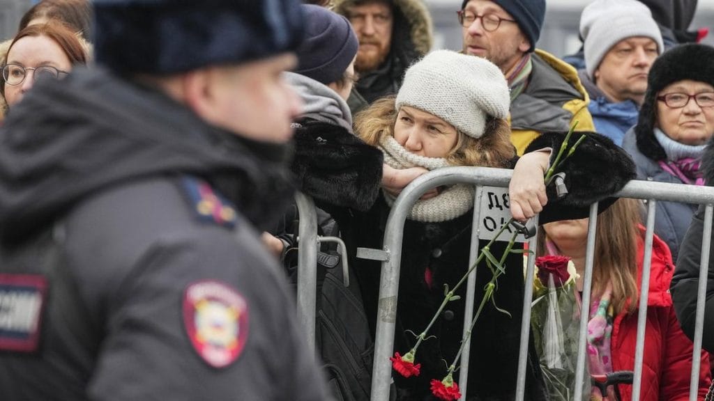 A Moszkvában zajló temetés Alekszej Navalnijt követve - fotók a helyszínről