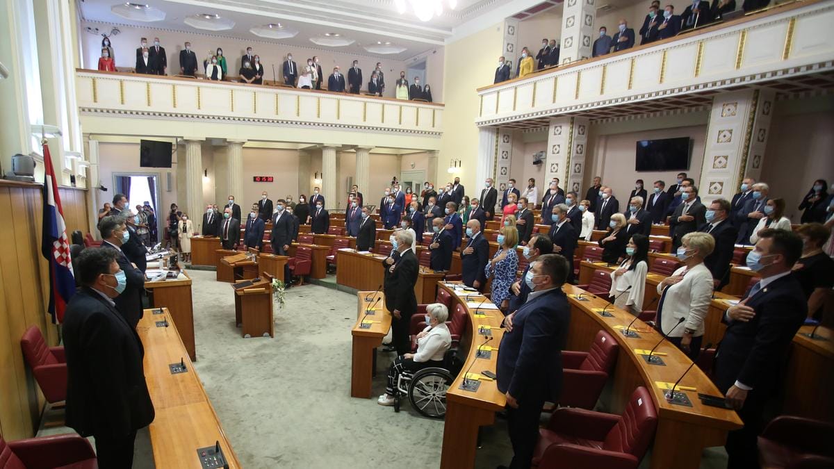 Feloszlott a horvát parlament: választások előtt áll Horvátország