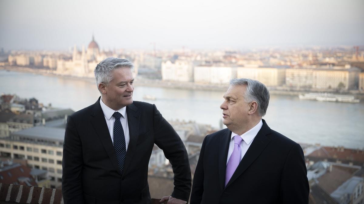 A kulisszák mögött: Orbán Viktor fontos személlyel tárgyalt