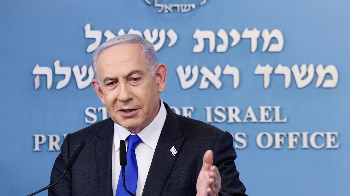 Az “Izraeli Miniszterelnök Sürgős Műtétjére Készülnek