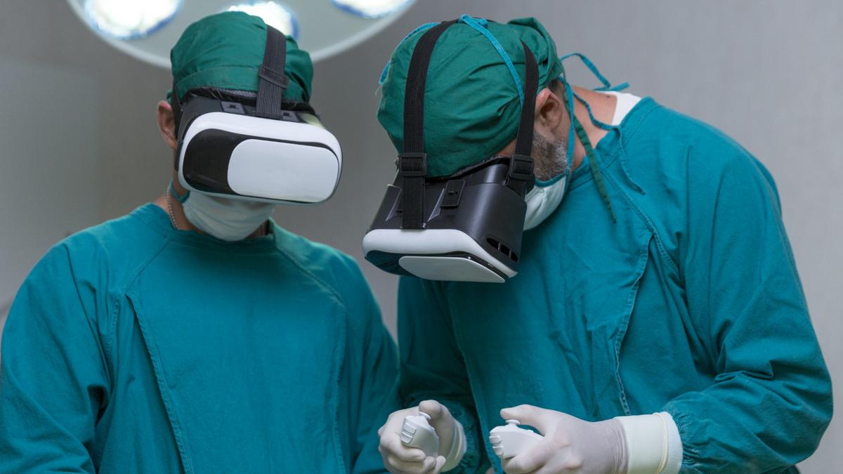 A Varázsszemüveg hatalma: A Semmelweis sebészei új módszert alkalmaznak a daganatos gyerekek gyógyulására virtuális valóság segítségével