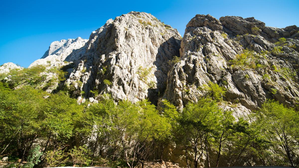 A tragikus hegymászó baleset: 150 méteres zuhanás következtében elhunyt egy 16 éves fiatal