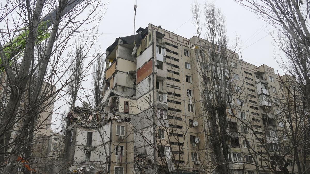 Tragédia az odesszai orosz dróntámadásban: három áldozatot követelt a lakóház megtámadása