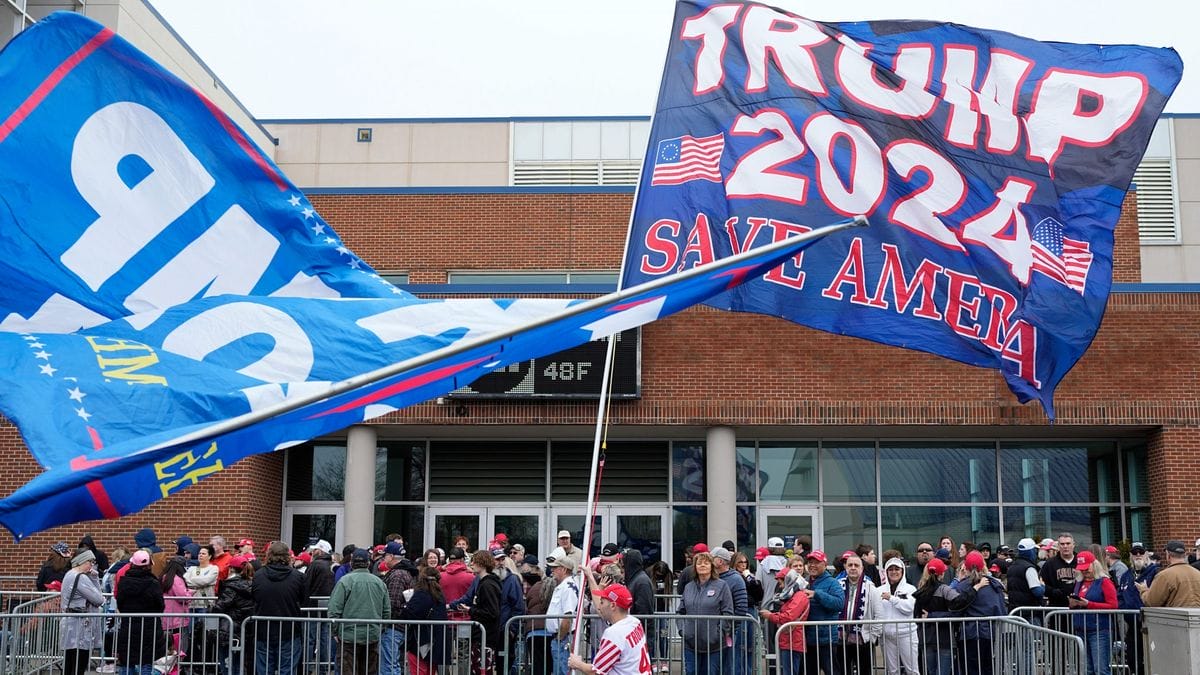 Donald Trump triumfált a megerősödött előválasztási versenyben - Három újabb győzelemmel