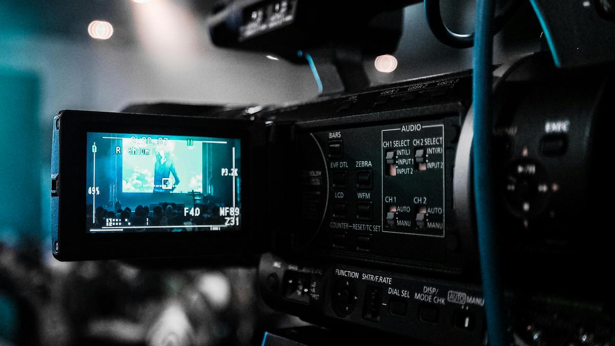 Az OpenAI főnöke Hollywoodba viszi a videógenerátor AI-t: az új korszak hajnala a filmiparban