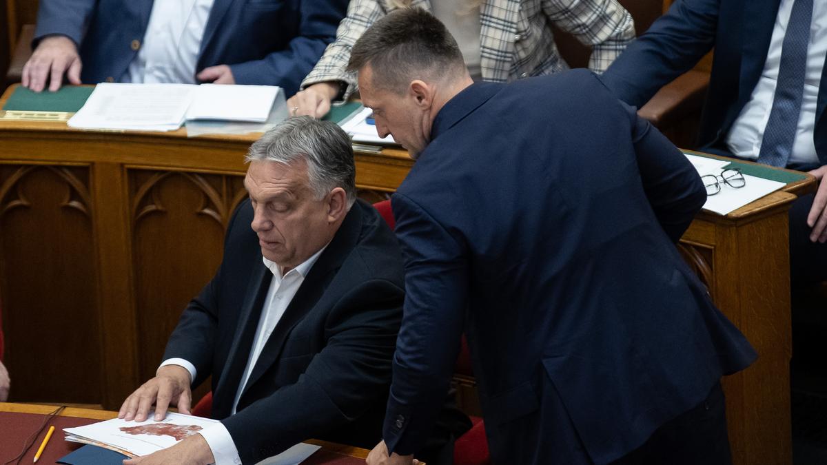 Orbán Viktor és Rogán Antal válasza a vádakra: Megdöbbentő