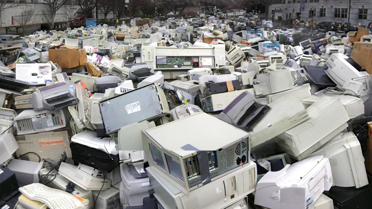 Az “E-hulladékok áradatában fuldokló világunk