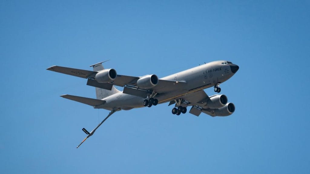 Boeing botrányok sorozata folytatódik: hajtóműburkolat levált egy felszállás közbeni repülés során