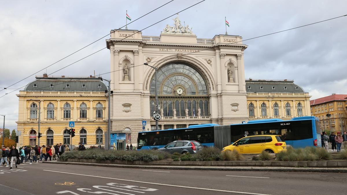 Veszélyes helyzet az üvegfödém megrepedése miatt a Keleti pályaudvaron