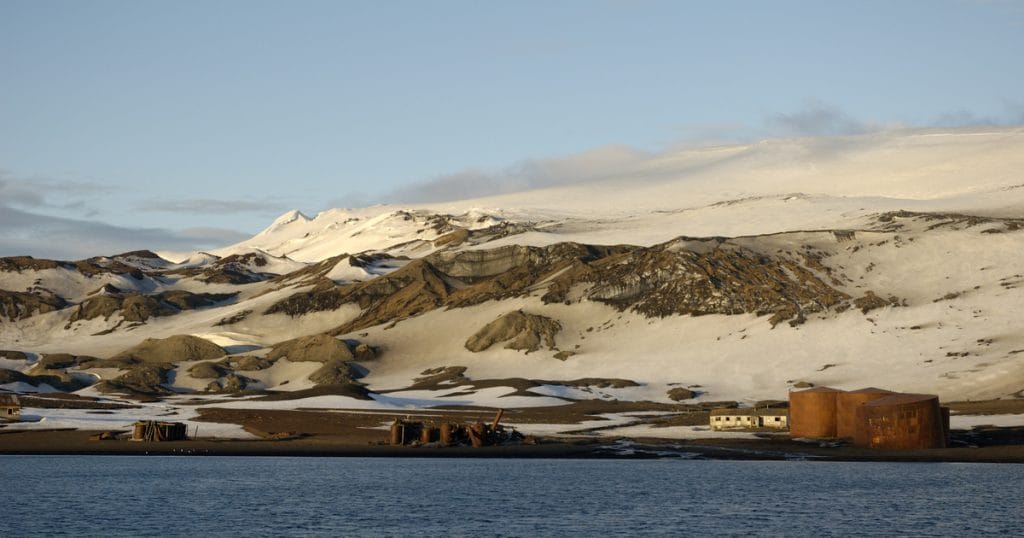 Az emberek végleg elhagyták a kísértetjárta jeges szigetet