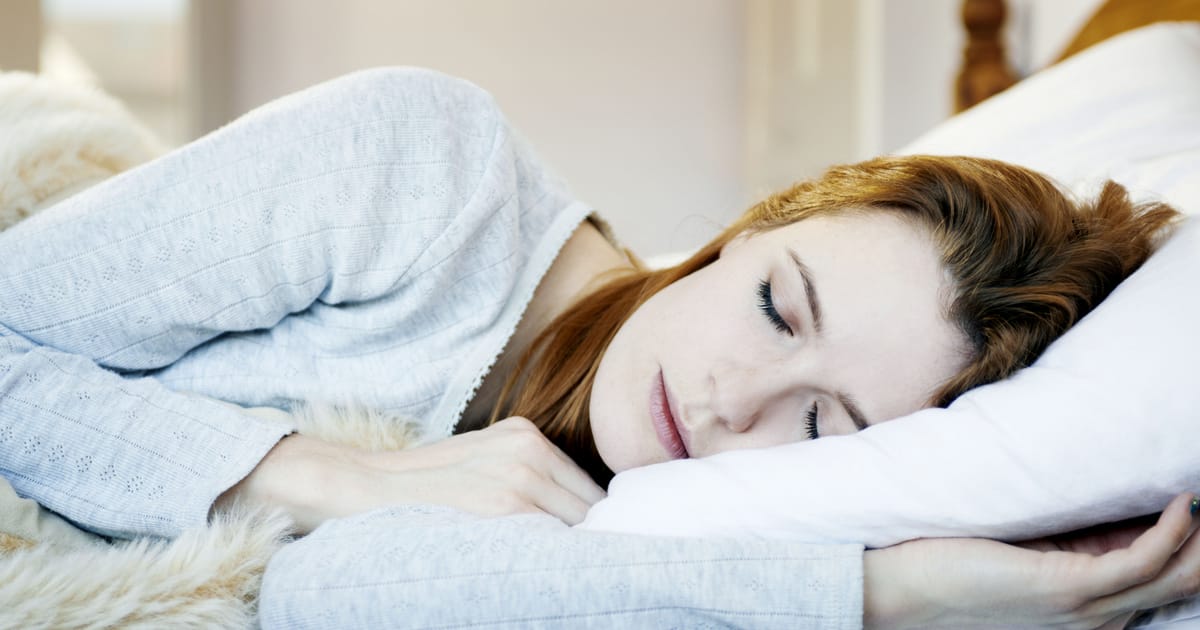 Ne dőlj be ezeknek a 4 alvásmítoszoknak – Hogyan pihenhetsz igazán hatékonyan?