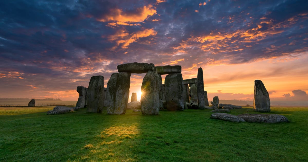 Botrány Stonehenge-nél: Egy turista döbbenetes tettét osztotta meg az internet