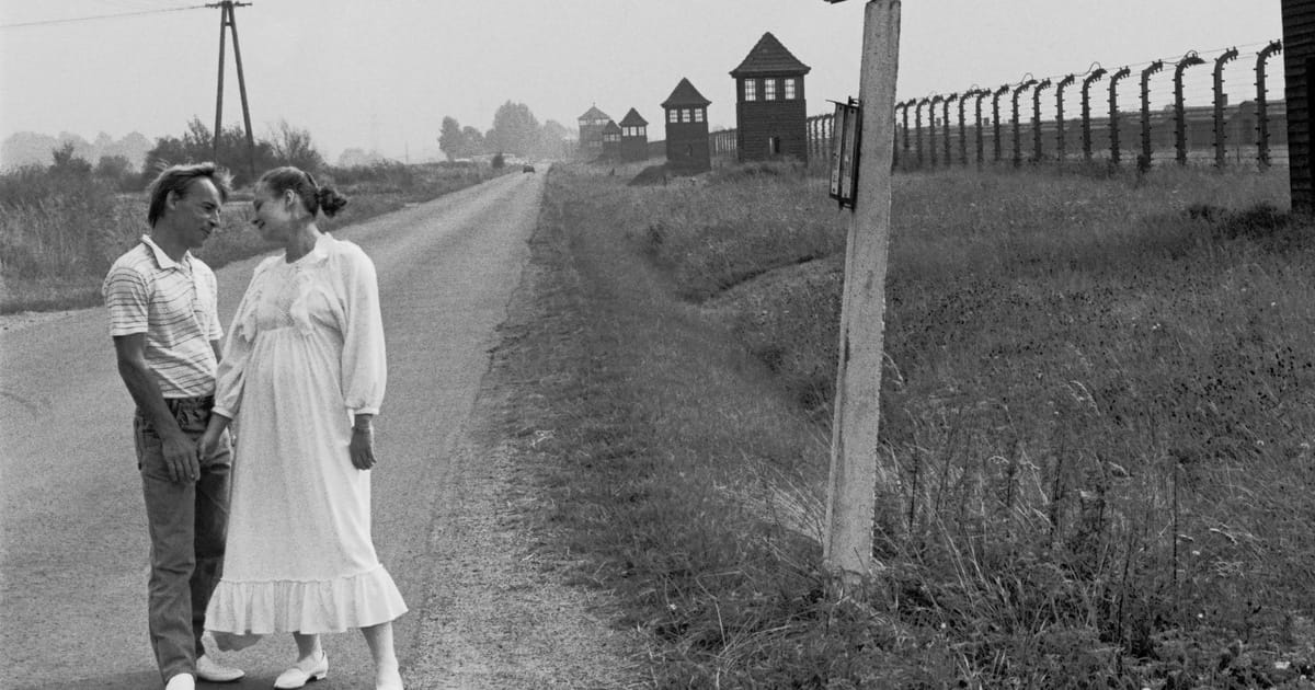 Egy megrendítő szerelmi történet Auschwitz borzalmában: a két fiatalt összekötő szeretet ereje
