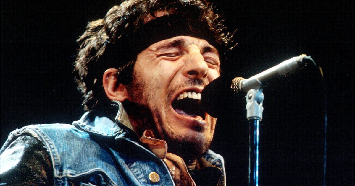 Az örökifjú Bruce Springsteen: 74 évesen is őrült rajongást vált ki a nőkből
