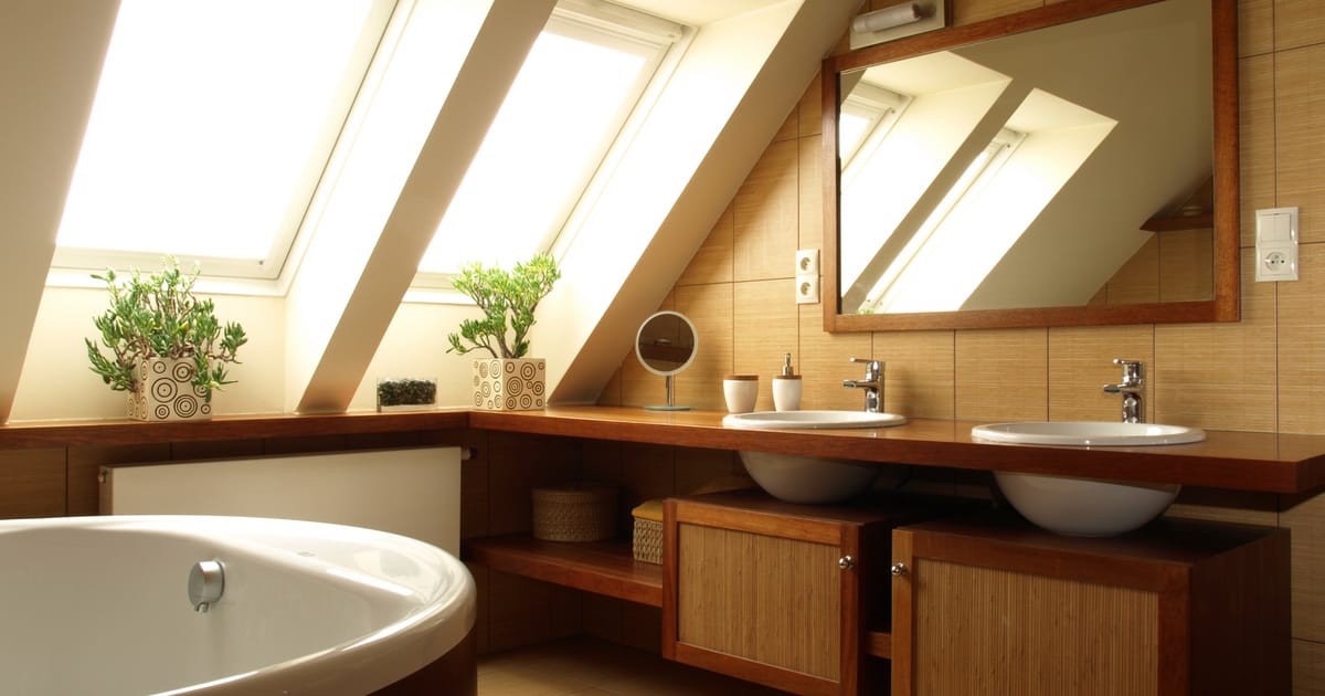 7 Fantasztikus Fürdőszoba Ötlet a Tetőtérben: Kreatív Megoldások Képekben