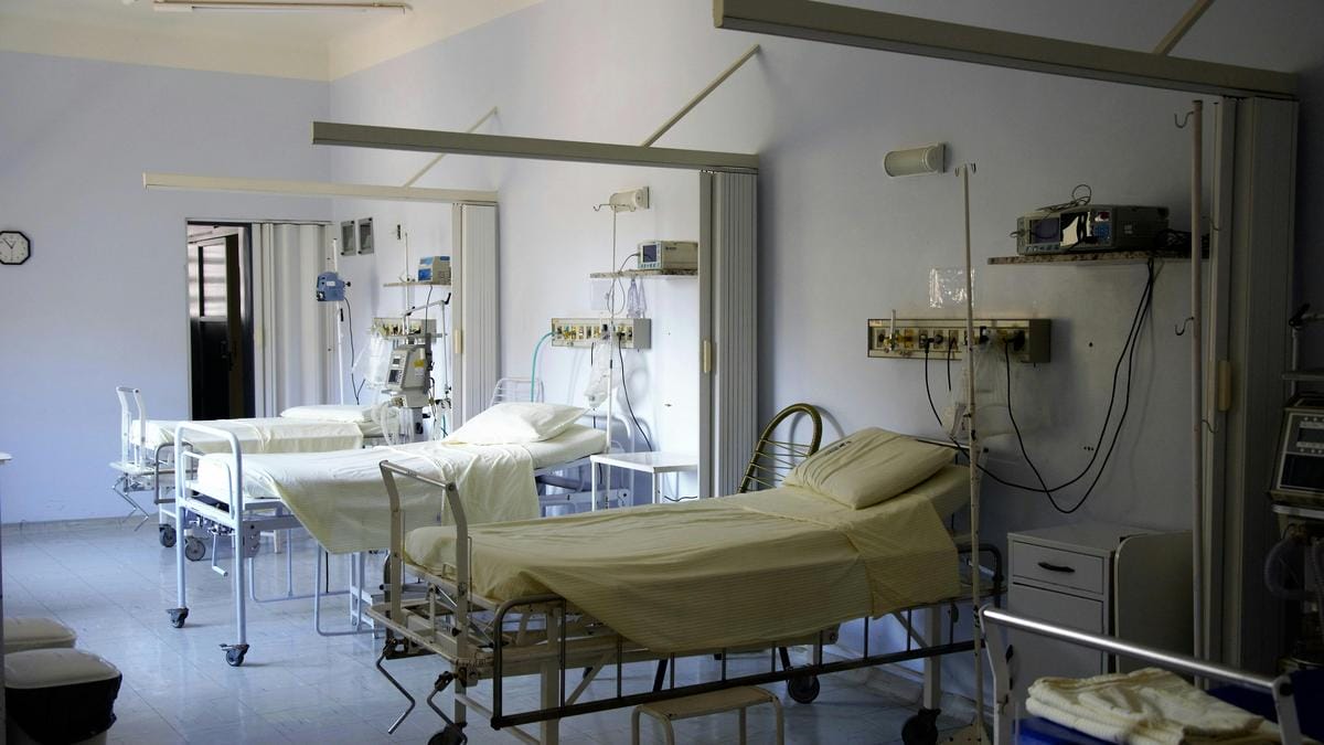 A Kiskunhalasi Kórház Igazgatójának Váratlan Távozása