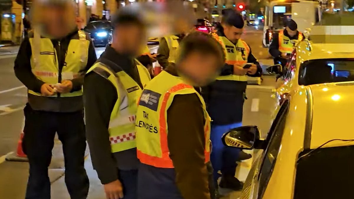 Rendőri akció a belvárosban: szemtanúkkal rögzített videó a beavatkozásról