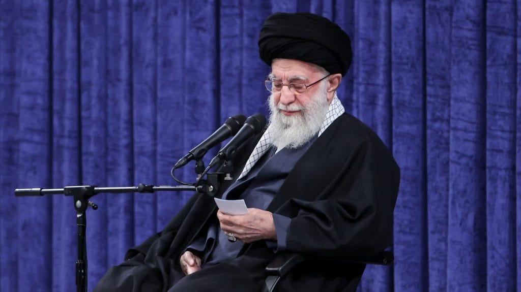 Az "Irán legfőbb vezetőjétől érkezett véres fenyegetés: „Al-Kudsz a muszlimok kezében lesz” - videó