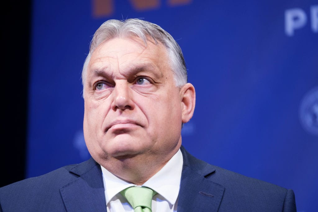Orbán Viktor: A nyugaton tapasztalt elnyomás még a cateringes feleséget sem kíméli