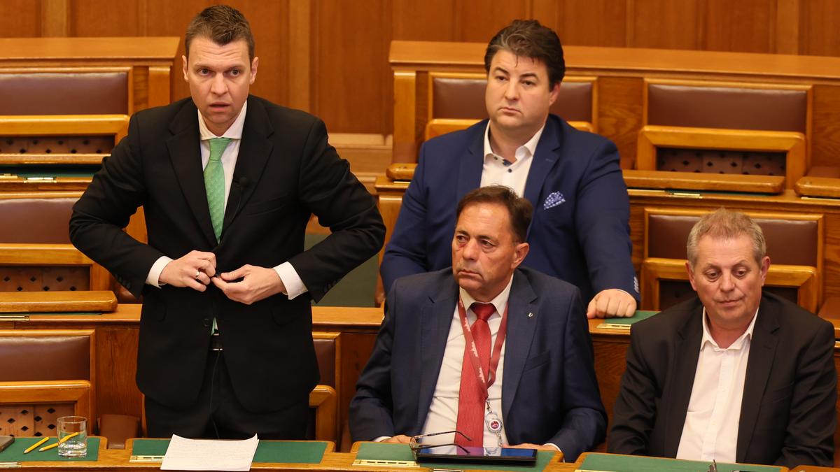 Az “Ellenzéki kritikák és felháborodás a legfőbb ügyész ellen a parlamentben: Magyar Péter hangfelvétele a terítéken” cím hatásos lehet.