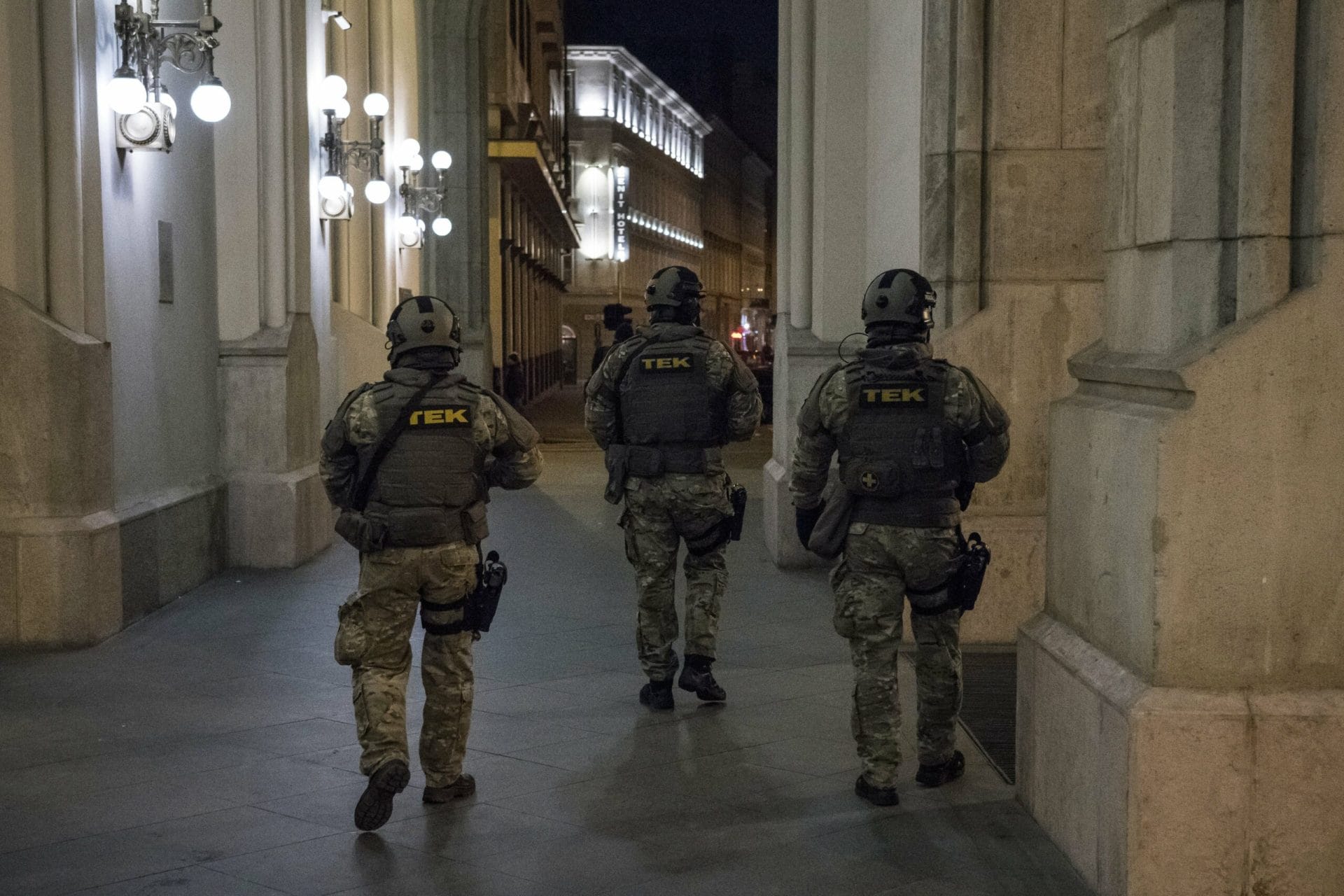 A Magyar Nemzet: Magasabb szintű terrorkészültség Magyarországon