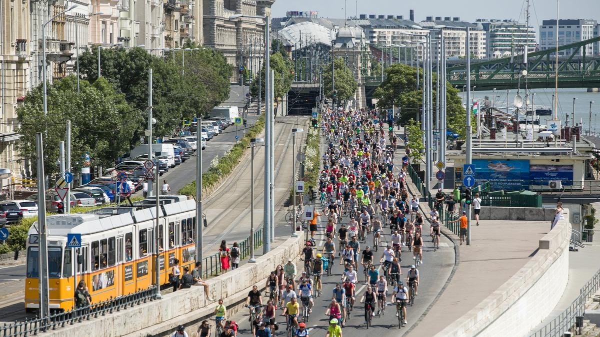 Fontos felhívás: Szombaton forgalmi változtatások Budapesten - Kerülje el ezeket az utakat!