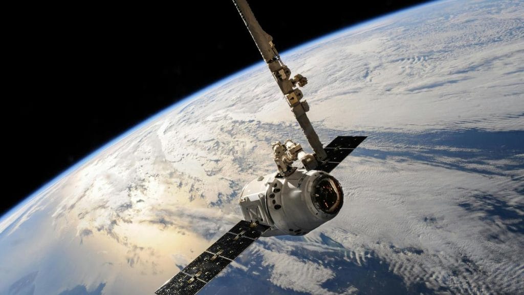 Veszélyes közelítés az űrben: orosz és amerikai műhold szinte ütközött