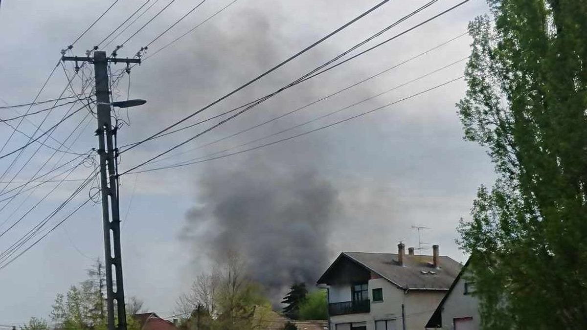 Veresegyház lángokban: füsttöl borult a város