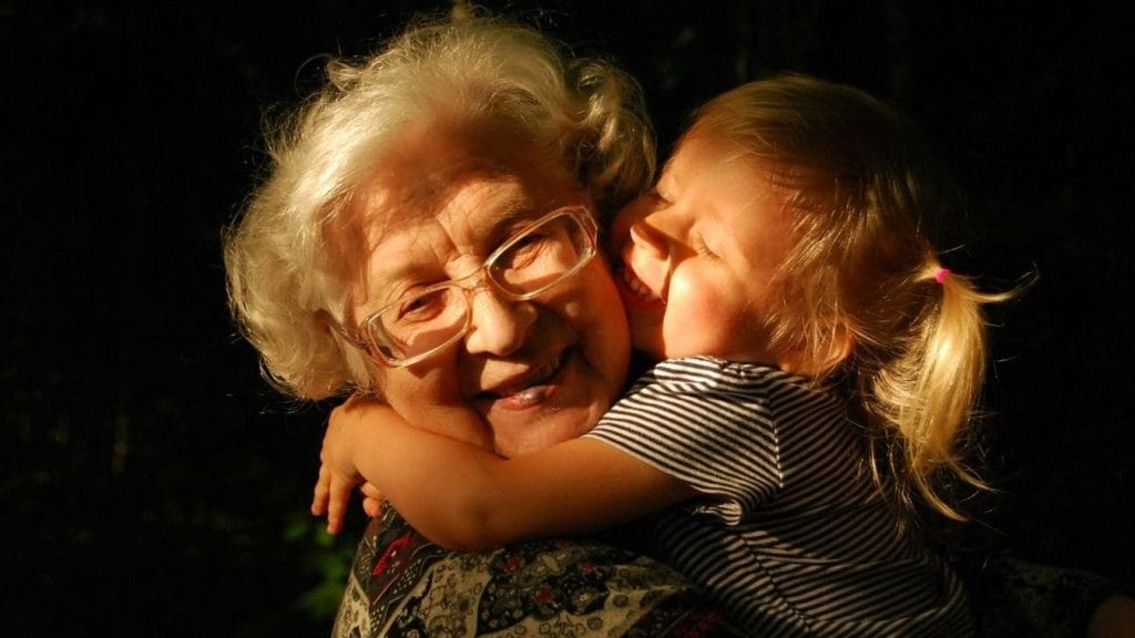 A Szív és a Pénz: Egy Nagymama Váratlan Örökségéről