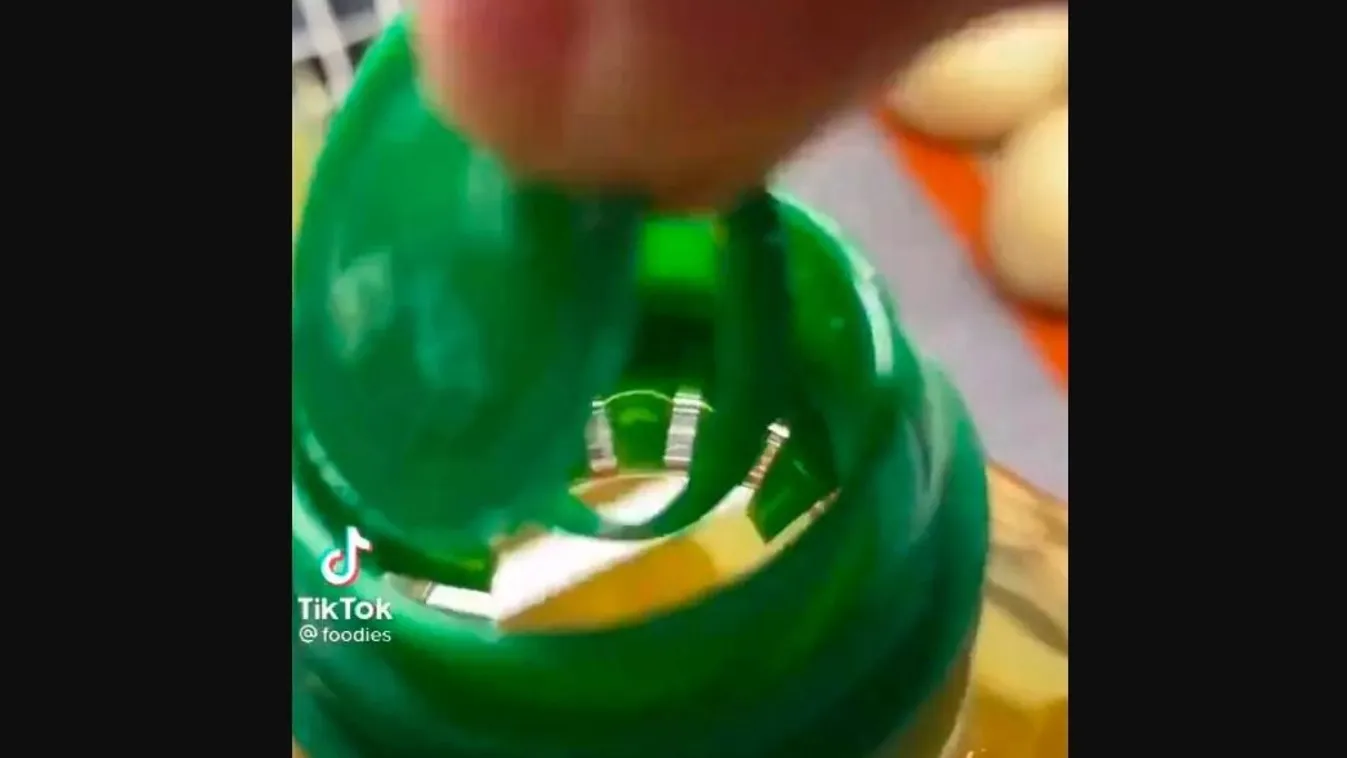 Hogyan használd helyesen az olajos flakon kupakját - Hasznos videó útmutatóval