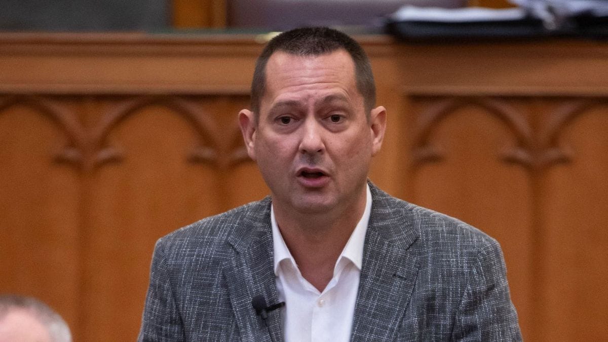 Neves szocialista politikus mentelmi jogát felfüggesztették